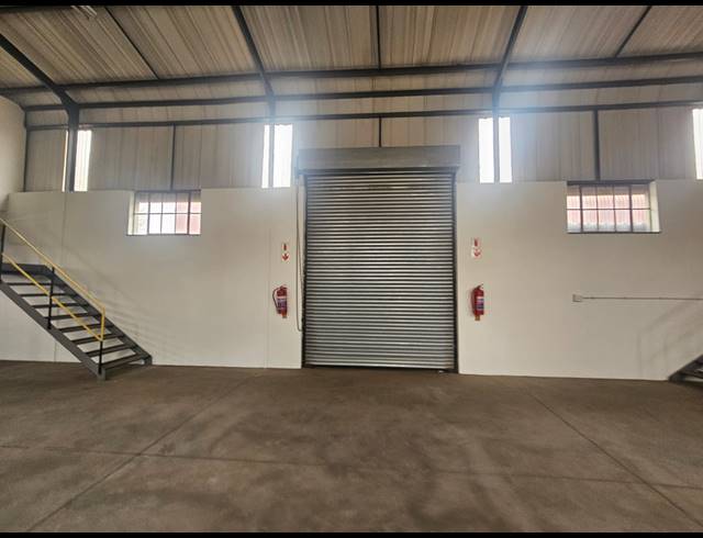 540M² WAREHOUSE TO LET IN ALRODE